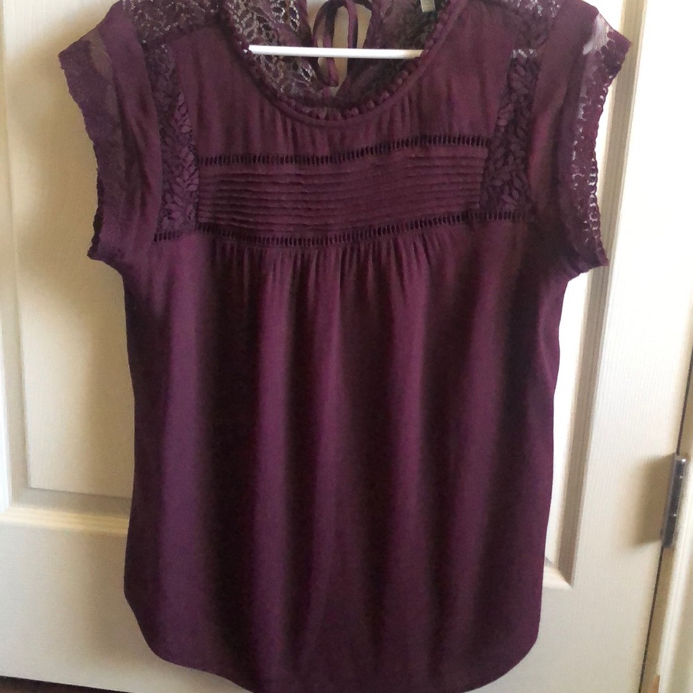Gorgeous Daniel Rainn top from Stitch Fix